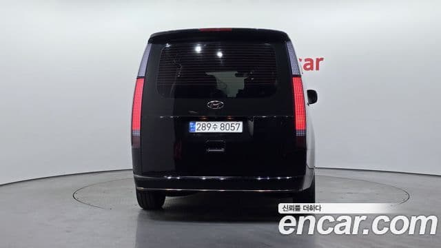 Hyundai Staria Inspiration, 2022 4