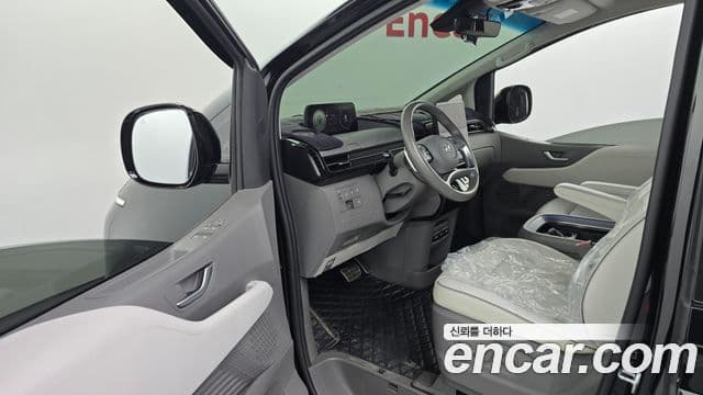 Hyundai Staria Inspiration, 2022 10