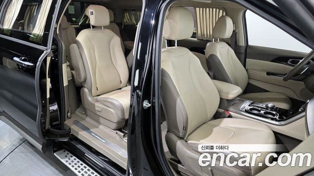 Kia Carnival 4세대 Signature, 2023 10