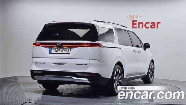 Kia Carnival 4세대 Signature, 2021 2