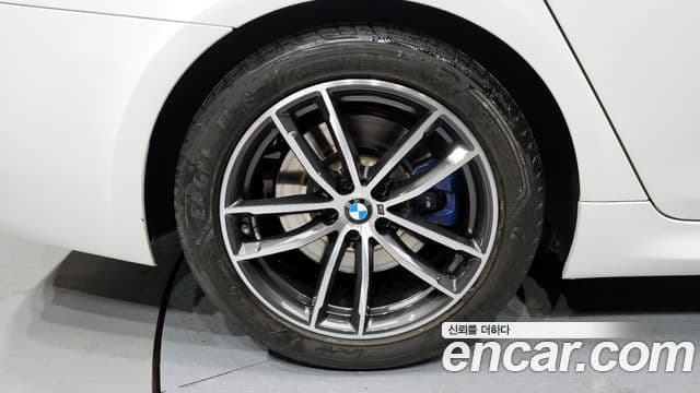 BMW 5시리즈 (G30) 523d M Sport, 2023 все фото