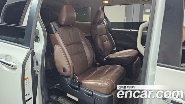 Toyota Sienna, 2017 12