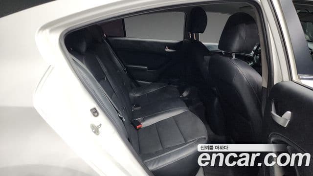 Kia K3 Special, 2015 12