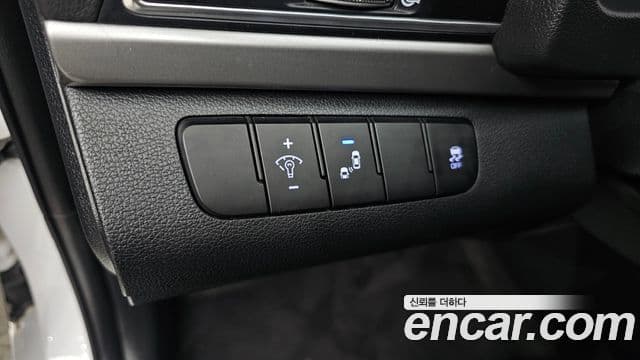 Hyundai Avante AD 1.6 GDI Value Plus, 2018 15