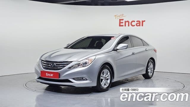 Hyundai YF Sonata Luxury, 2012 1