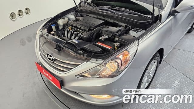 Hyundai YF Sonata Luxury, 2012 6