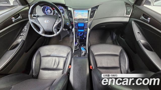 Hyundai YF Sonata Luxury, 2012 7