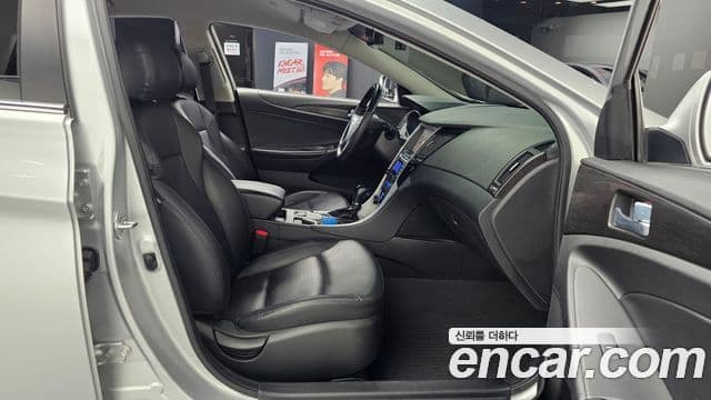 Hyundai YF Sonata Luxury, 2012 12