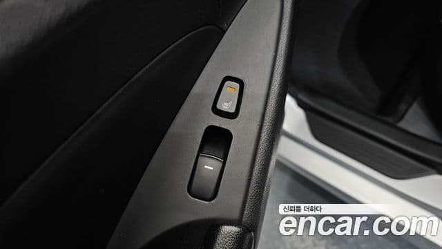 Hyundai YF Sonata Luxury, 2012 20