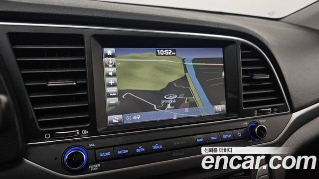 Hyundai Avante AD 1.6 GDI Value Plus, 2018 18