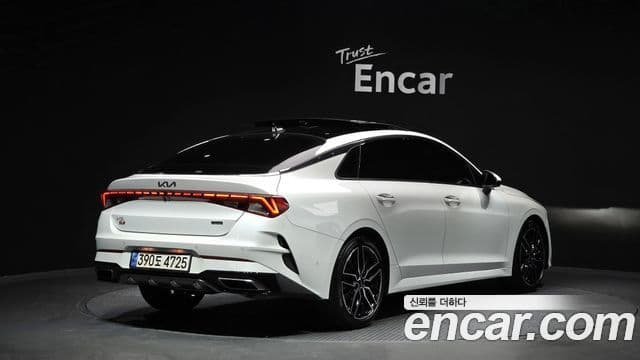 Kia K5 3세대 Signature, 2023 2