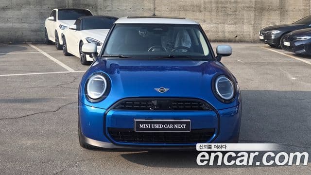 Mini Cooper C 4세대 Classic, 2025 3