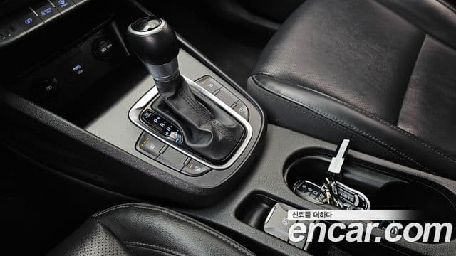 Hyundai The / новый New Kona гибрид Modern, 2021 9