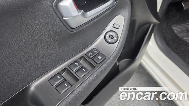 Kia All New Morning Luxury, 2015 12