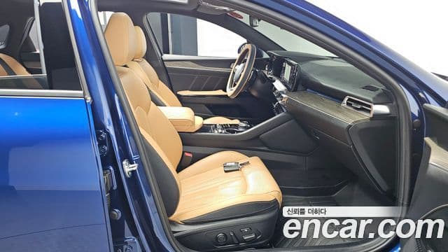 Kia K5 3세대 Signature, 2023 11