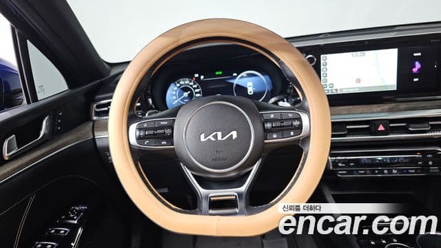 Kia K5 3세대 Signature, 2023 13