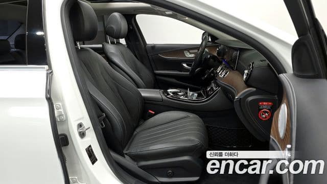 Mercedes-Benz E-класс W213 Exclusive, 2019 11