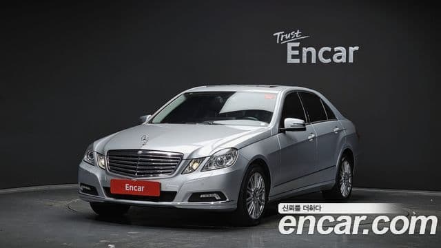 Mercedes-Benz E-класс W212 E300 Elegance, 2010 1