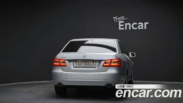 Mercedes-Benz E-класс W212 E300 Elegance, 2010 4