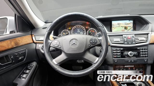Mercedes-Benz E-класс W212 E300 Elegance, 2010 13
