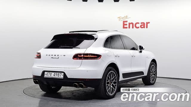 Porsche Macan 95B, 2015 2