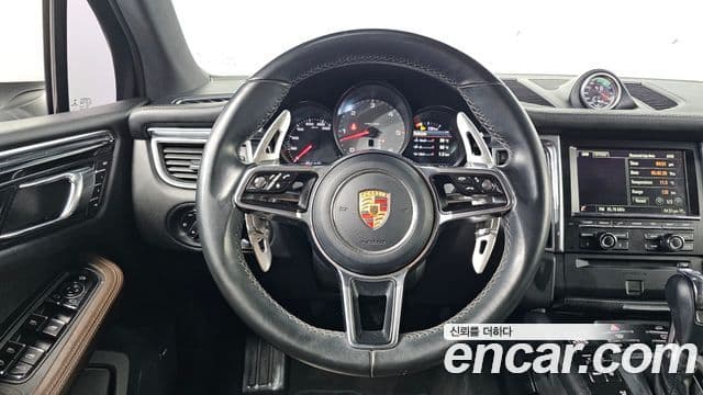 Porsche Macan 95B, 2015 14