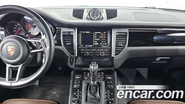 Porsche Macan 95B, 2015 15