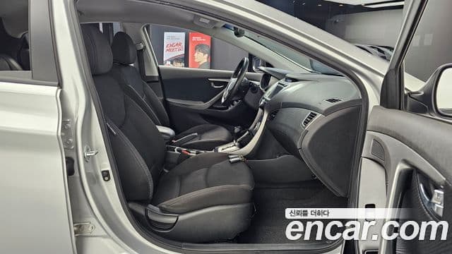 Hyundai Avante MD Premier, 2012 12