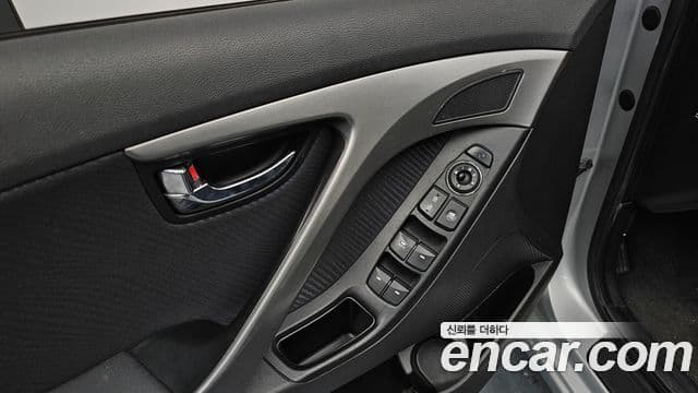 Hyundai Avante MD Premier, 2012 13