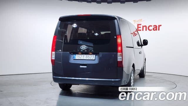 Hyundai Staria Modern, 2022 4