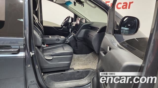 Hyundai Staria Modern, 2022 11