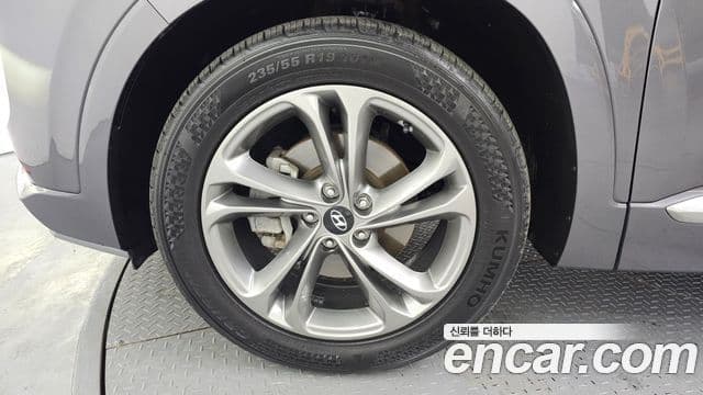 Hyundai Santa Fe TM Inspiration, 2019 все фото