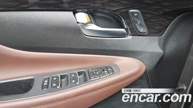 Hyundai Santa Fe TM Inspiration, 2019 19