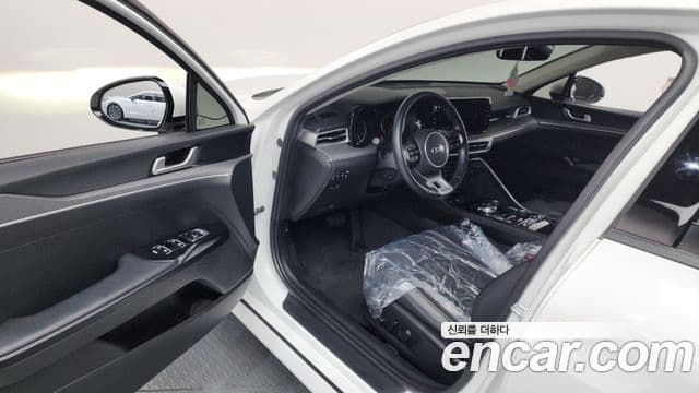 Kia K5 3세대 Prestige, 2020 10