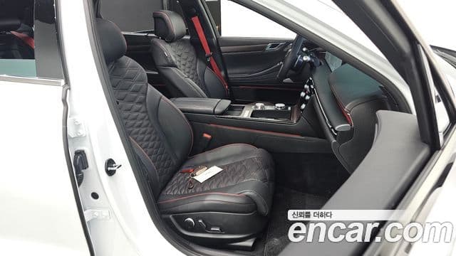 Genesis G80 (RG3) бензин 2.5 турбо AWD, 2025 10