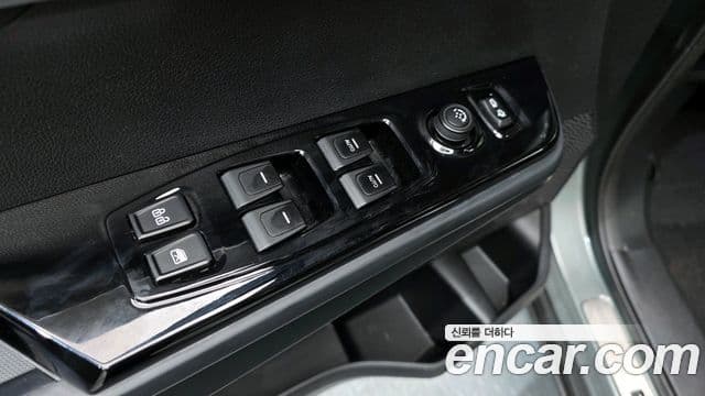 KG모빌리티(SsangYong) Torres T7, 2023 11