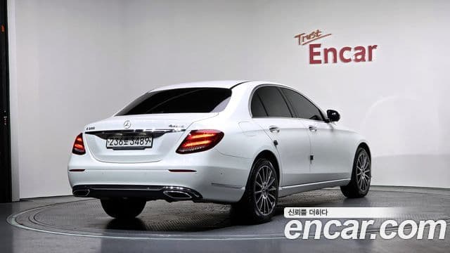 Mercedes-Benz E-класс W213 Exclusive, 2020 2