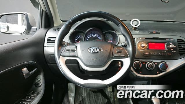 Kia All New Morning Deluxe Trendy, 2014 13