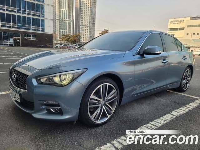 Infiniti Q50 Premium, 2015 1