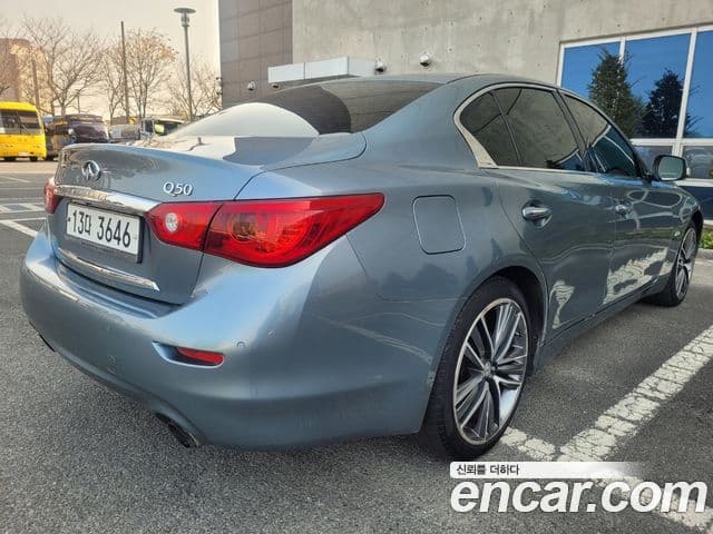 Infiniti Q50 Premium, 2015 2