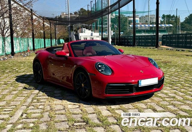 Porsche 911 (992) Carrera 4 кабриолет, 2020 3