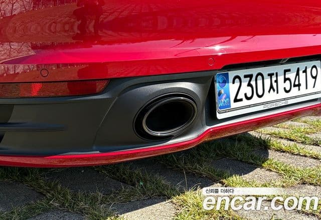 Porsche 911 (992) Carrera 4 кабриолет, 2020 10