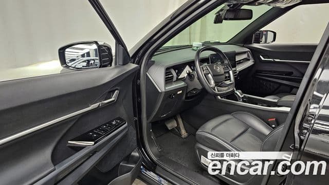 KG모빌리티(SsangYong) Torres T5, 2024 10