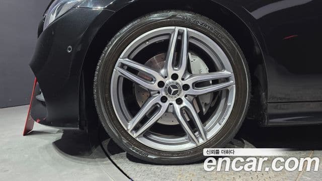 Mercedes-Benz E-класс W213 E220d кабриолет, 2019 все фото