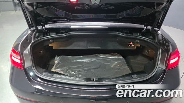 Mercedes-Benz E-класс W213 E220d кабриолет, 2019 20