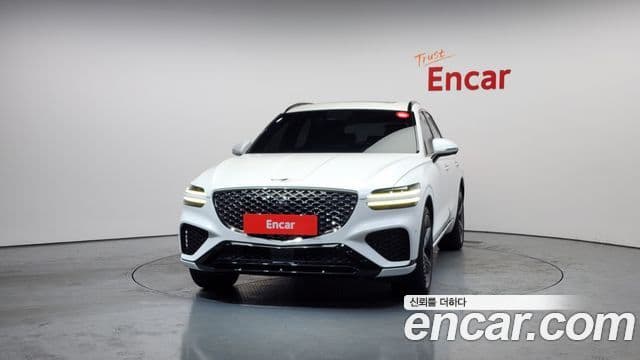 Genesis GV70, 2022 3