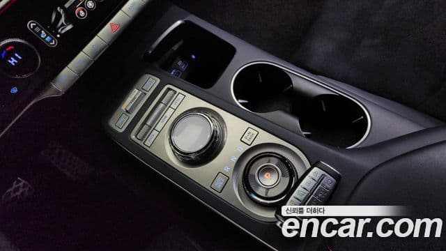 Genesis GV70, 2022 9