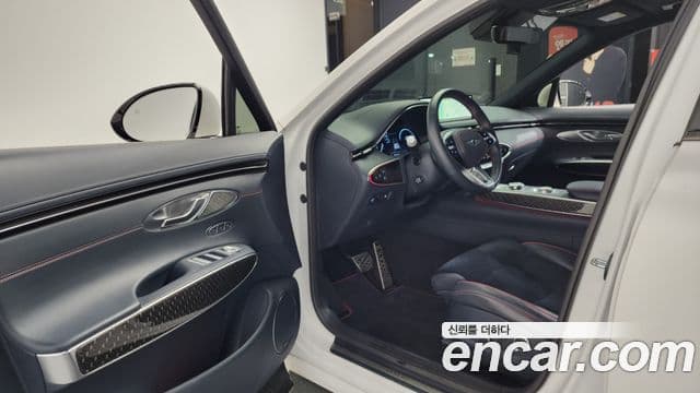 Genesis GV70, 2022 10