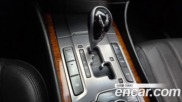 Hyundai Equus(новый кузов / новое поколение) Prestige VVIP팩, 2012 9