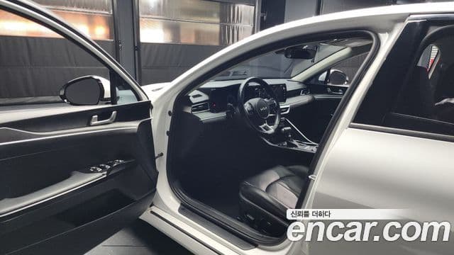 Kia K5 3세대 Trendy, 2023 10
